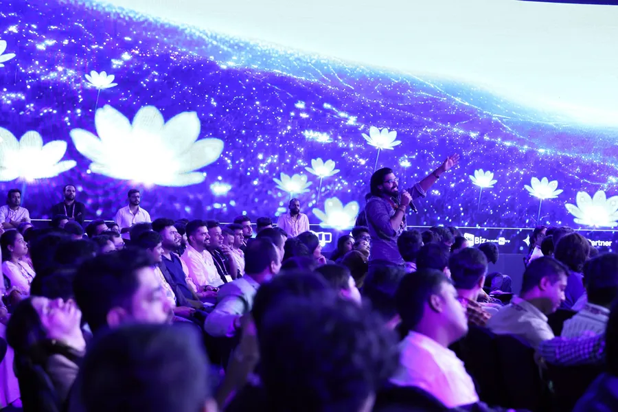 Vyaktigat Vikas founder Abhishek addressing the hall at Shiprocket SHIVIR 2026